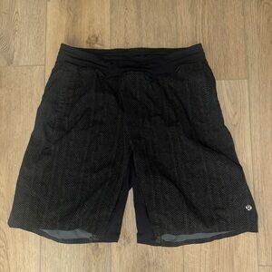 Lululemon Men's Black Herringbone Athletic Shorts - medium long inseam